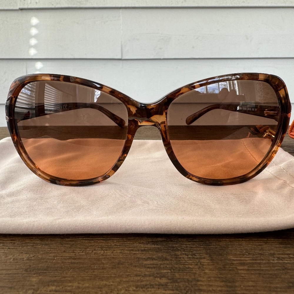 Tory Burch TY7054 Sunglasses with dust bag and case